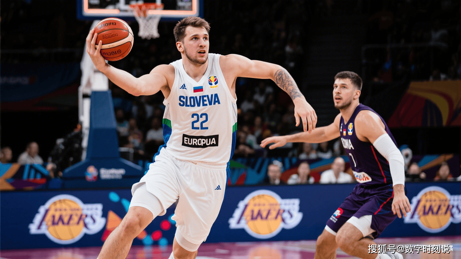包含广州队赛前伤情更新东契奇在加拿大队比赛中关键助攻，这操作让人直呼：清晨勒沃库森调整名单以备CBA季后赛的词条
